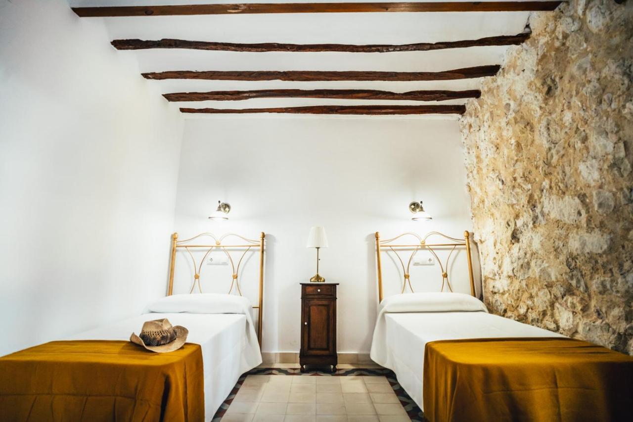 La Casa Del Boticario Villa Alcala del Jucar Luaran gambar