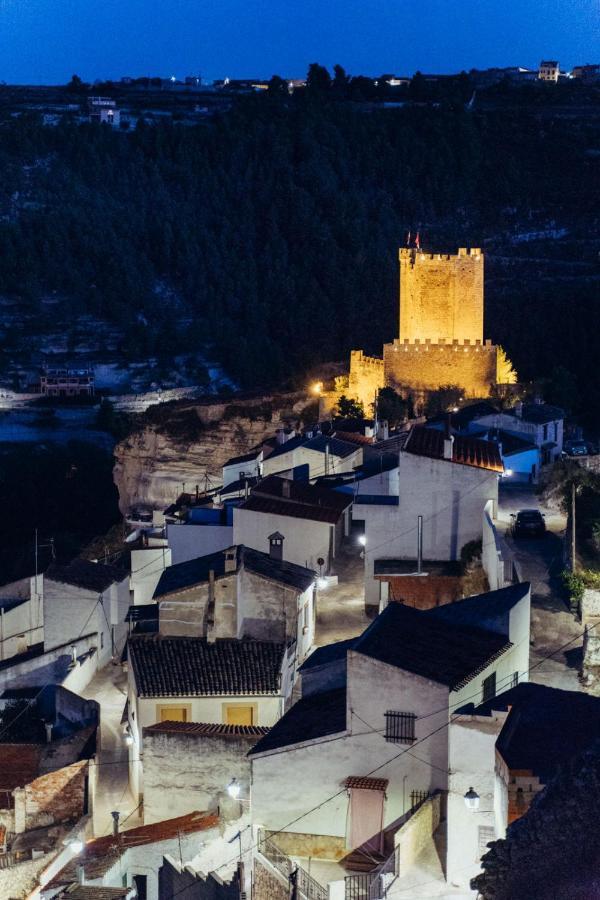 La Casa Del Boticario Villa Alcala del Jucar Luaran gambar